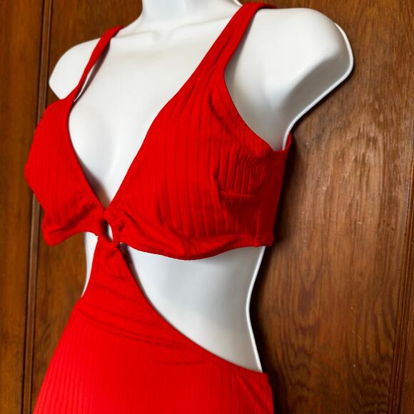 NWT Aerie Wide Rib Cut Out Ring One Piece Swimsuit Red L Monokini - Picture 3 of 8